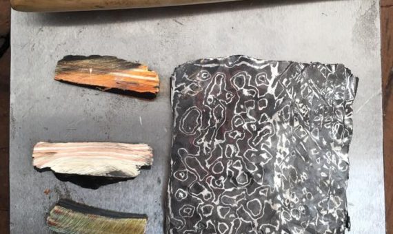 // M O K U M E G A N E //